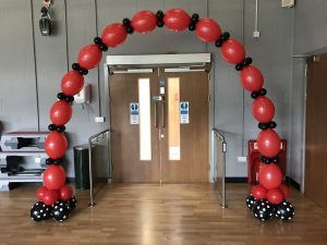 Red and black quick link arch